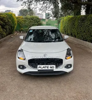 Suzuki Swift 2025 White