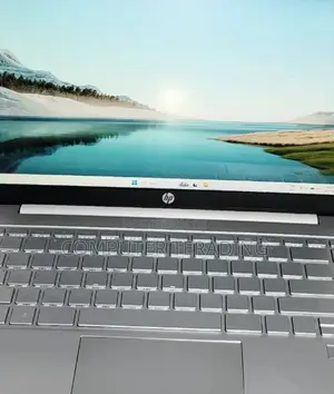 New Laptop HP Pavilion 13 16GB Intel Core i5 SSD 512GB