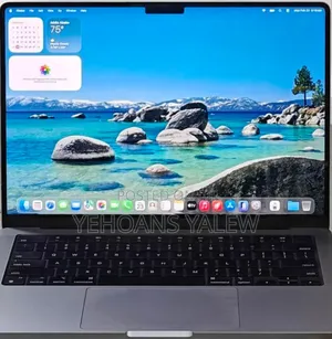 New Laptop Apple MacBook Pro 2024 M3 14-inch 8GB Apple M3 Pro SSD 512GB
