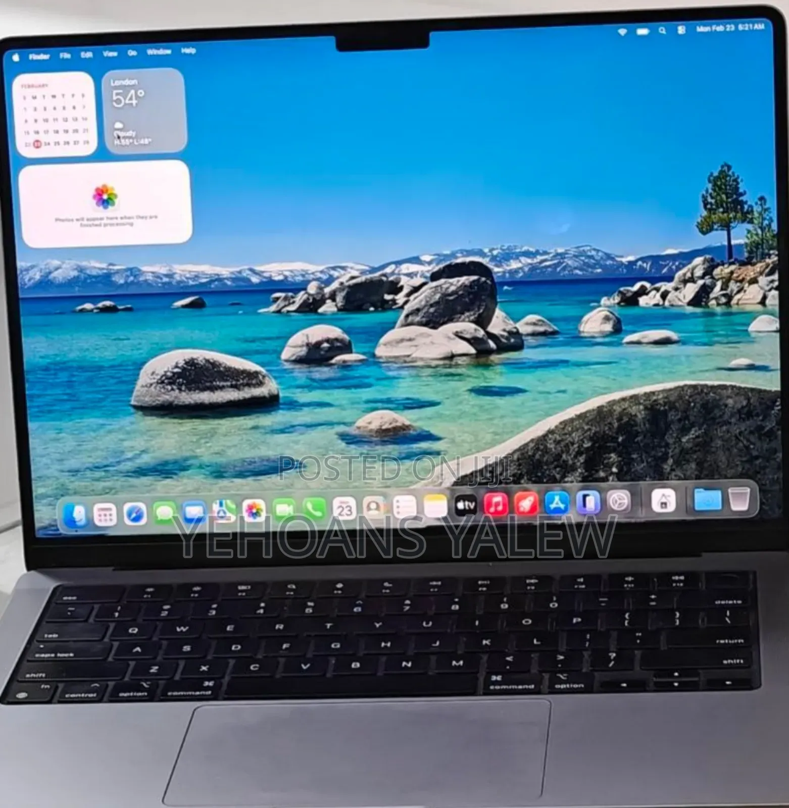 New Laptop Apple MacBook Pro 2024 M3 14-inch 8GB Apple M3 Pro SSD 512GB