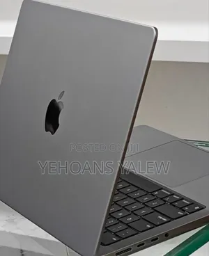 New Laptop Apple MacBook Pro 2024 M3 14-inch 8GB Apple M3 Pro SSD 512GB
