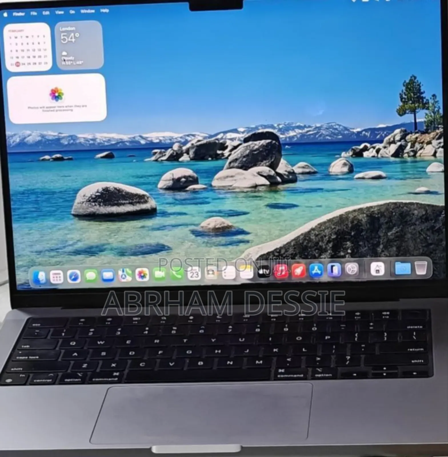 New Laptop Apple MacBook Pro 2023 M3 14-inch 8GB Apple M3 SSD 512GB