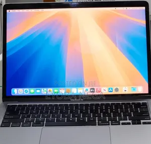 Laptop Apple MacBook Air 2020 8GB Intel Core i3 SSD 256GB