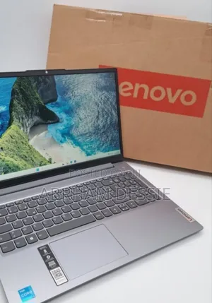 New Laptop Lenovo 16GB Intel Core i5 SSD 512GB