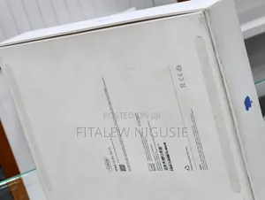 New Apple iPad Wi-Fi 128 GB