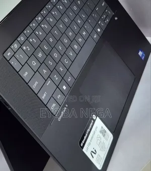 New Laptop HP OmniBook X Flip 14" 16GB Intel Core Ultra 7 SSD 1T
