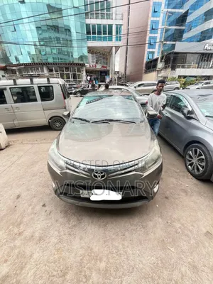 Toyota Yaris 2014 Gray