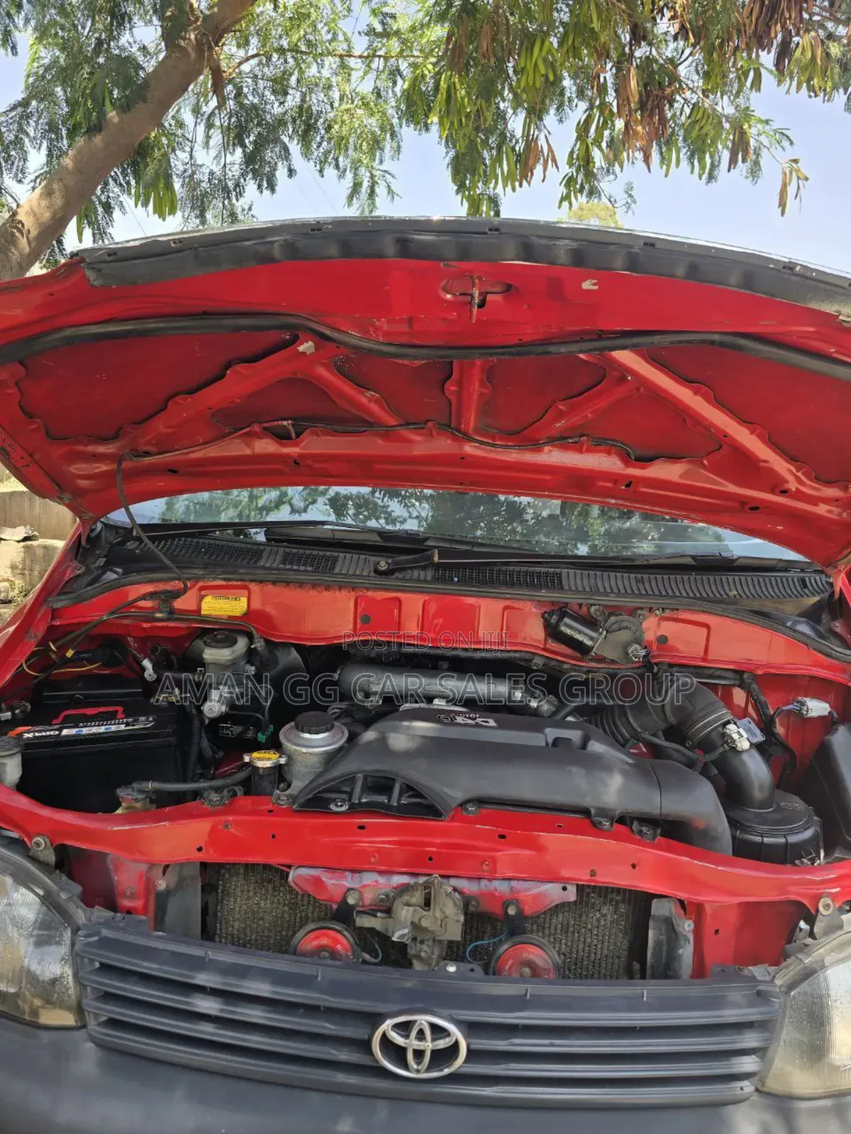 Toyota HiAce 2006 Red