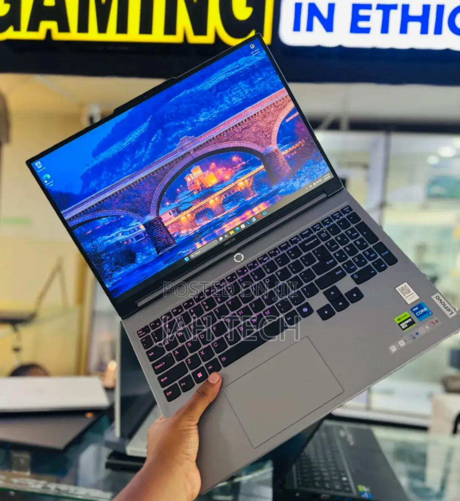 New Laptop Lenovo Legion 5 16GB Intel Core i7 SSD 1T