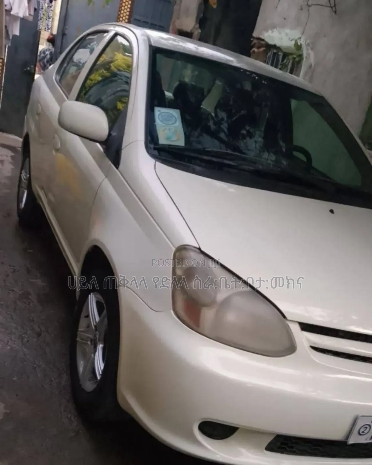 Toyota Platz 2005 Ivory