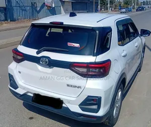 Toyota Raize 2023 White