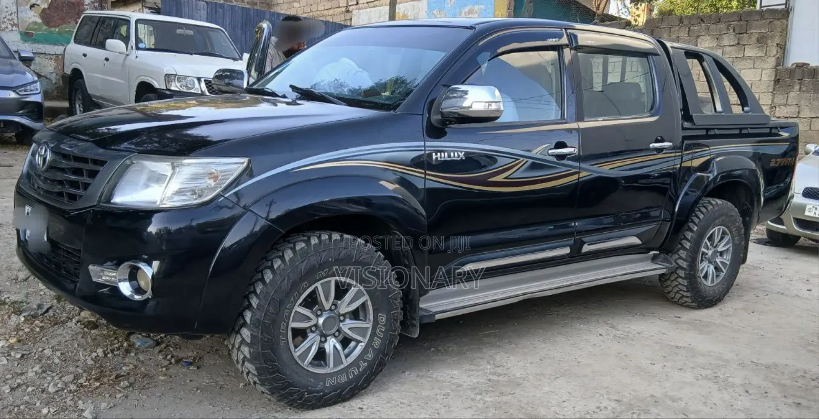 Toyota Hilux 2013 Black