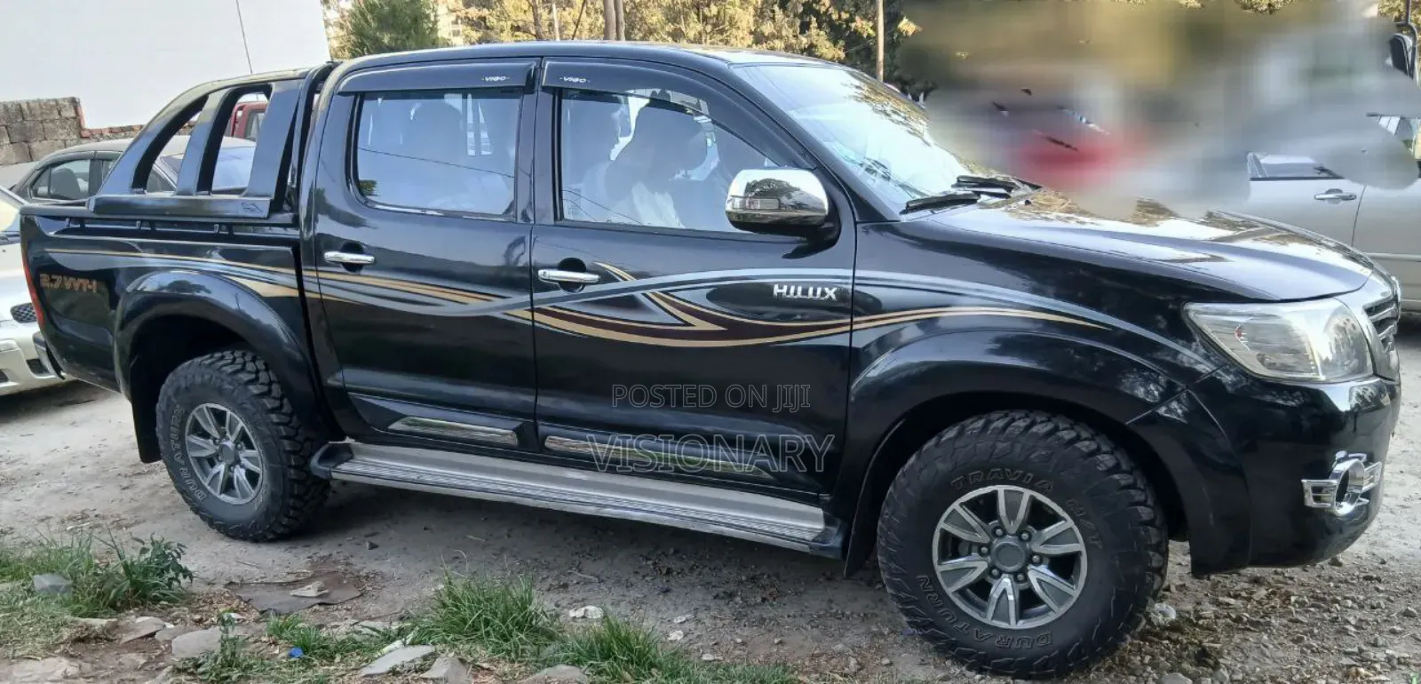 Toyota Hilux 2013 Black