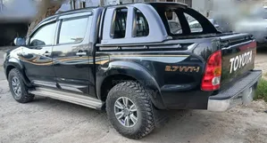 Toyota Hilux 2013 Black