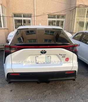 Toyota bZ4X 2023 White