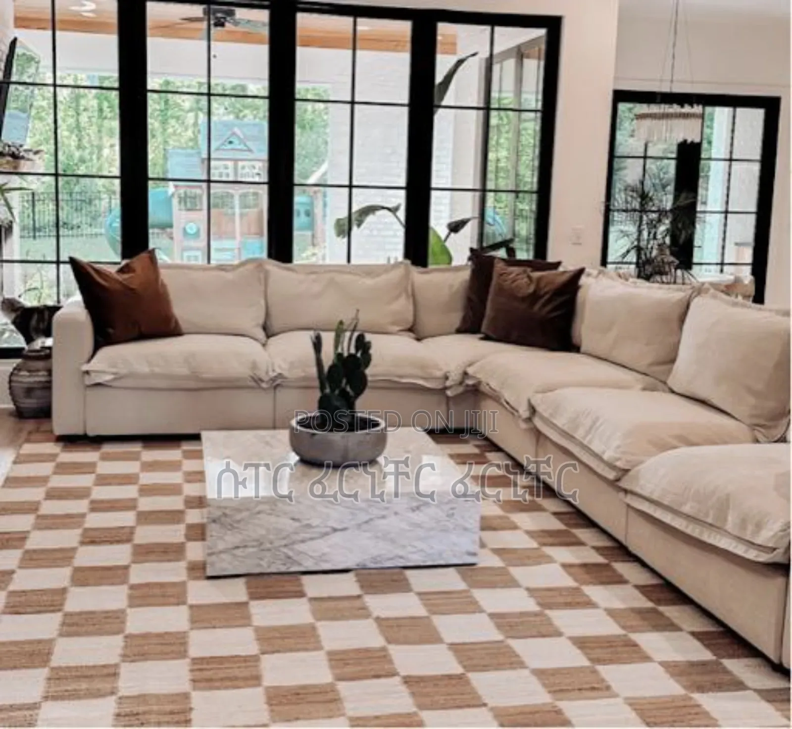 Grand Sofa