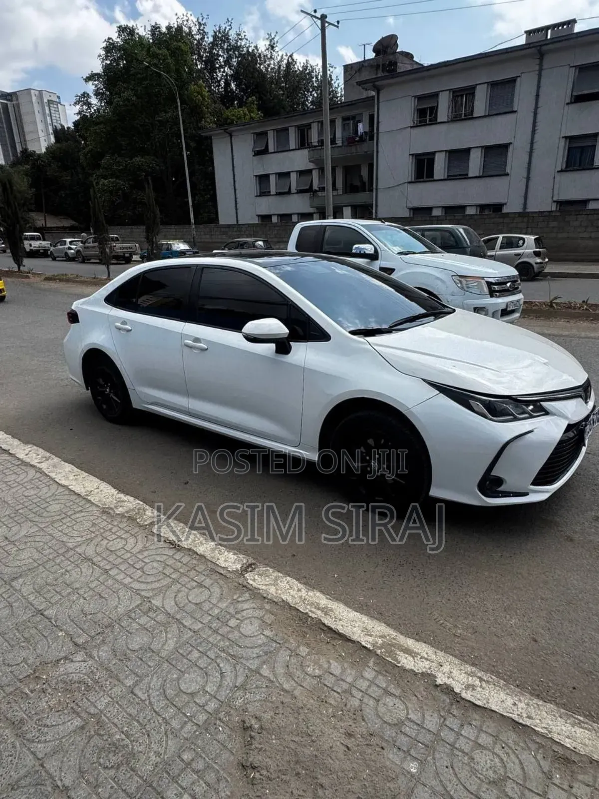 Toyota Corolla LE 2022 White
