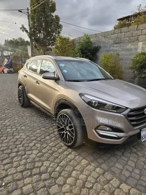 Hyundai Tucson SE AWD 2018 Brown