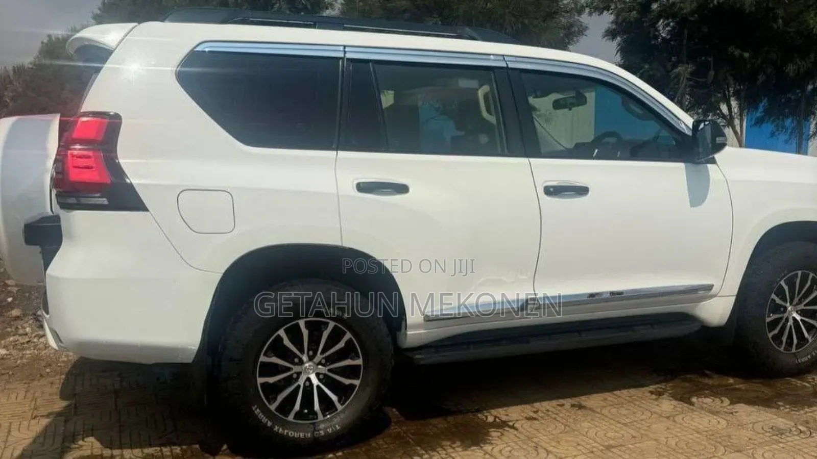 Toyota Land Cruiser 2018 White