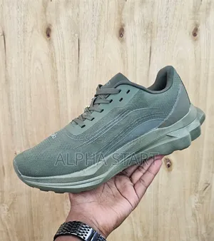 Alo High Master Quality Smooth Sneakers for You