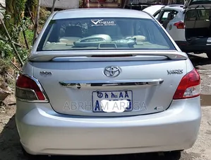 Toyota Belta 2007 Silver