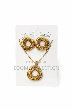 Elegant Gold Swirl Necklace Earrings Set