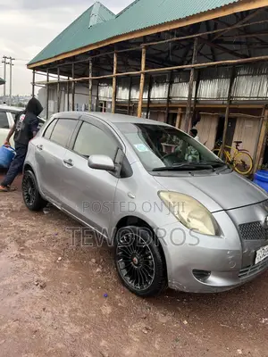 Toyota Yaris 2006 Silver