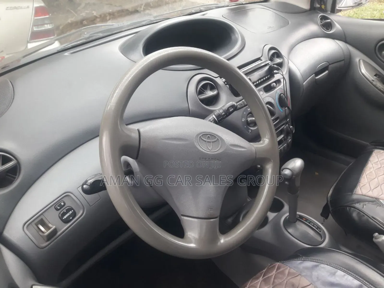 Toyota Vitz 2001 Silver