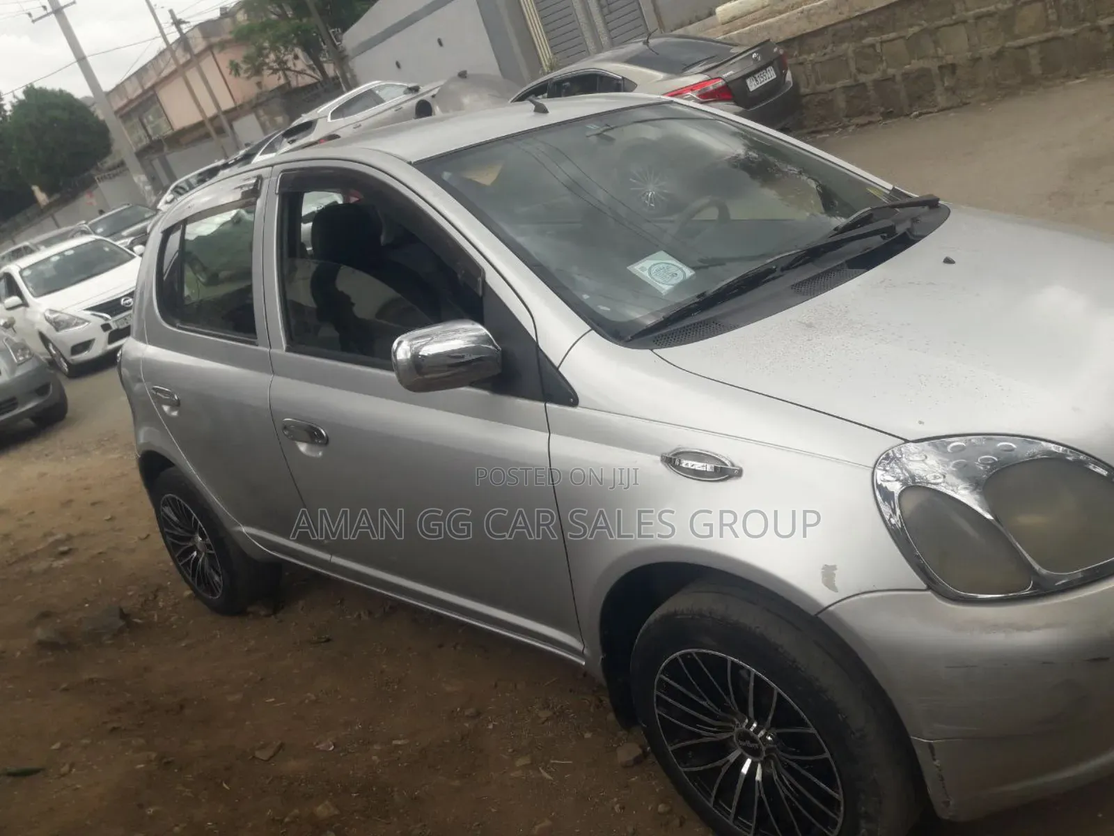 Toyota Vitz 2001 Silver