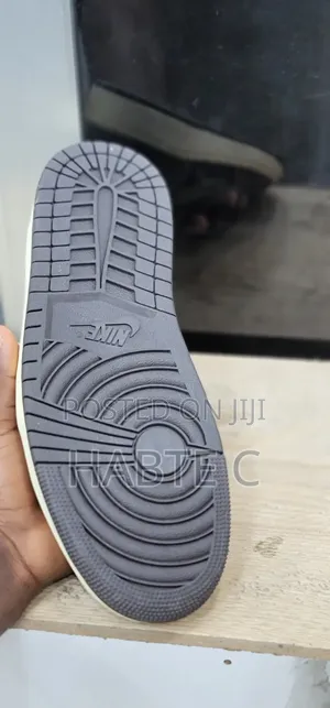 Nike Air Jordan 1 Low