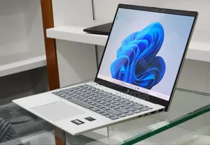 New Laptop HP Pavilion 14 32GB Intel Core Ultra 7 SSD 512GB