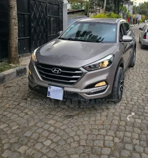Hyundai Tucson 2018 Ivory
