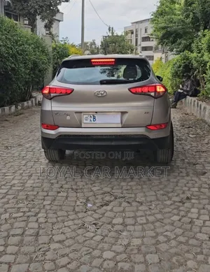 Hyundai Tucson 2018 Ivory
