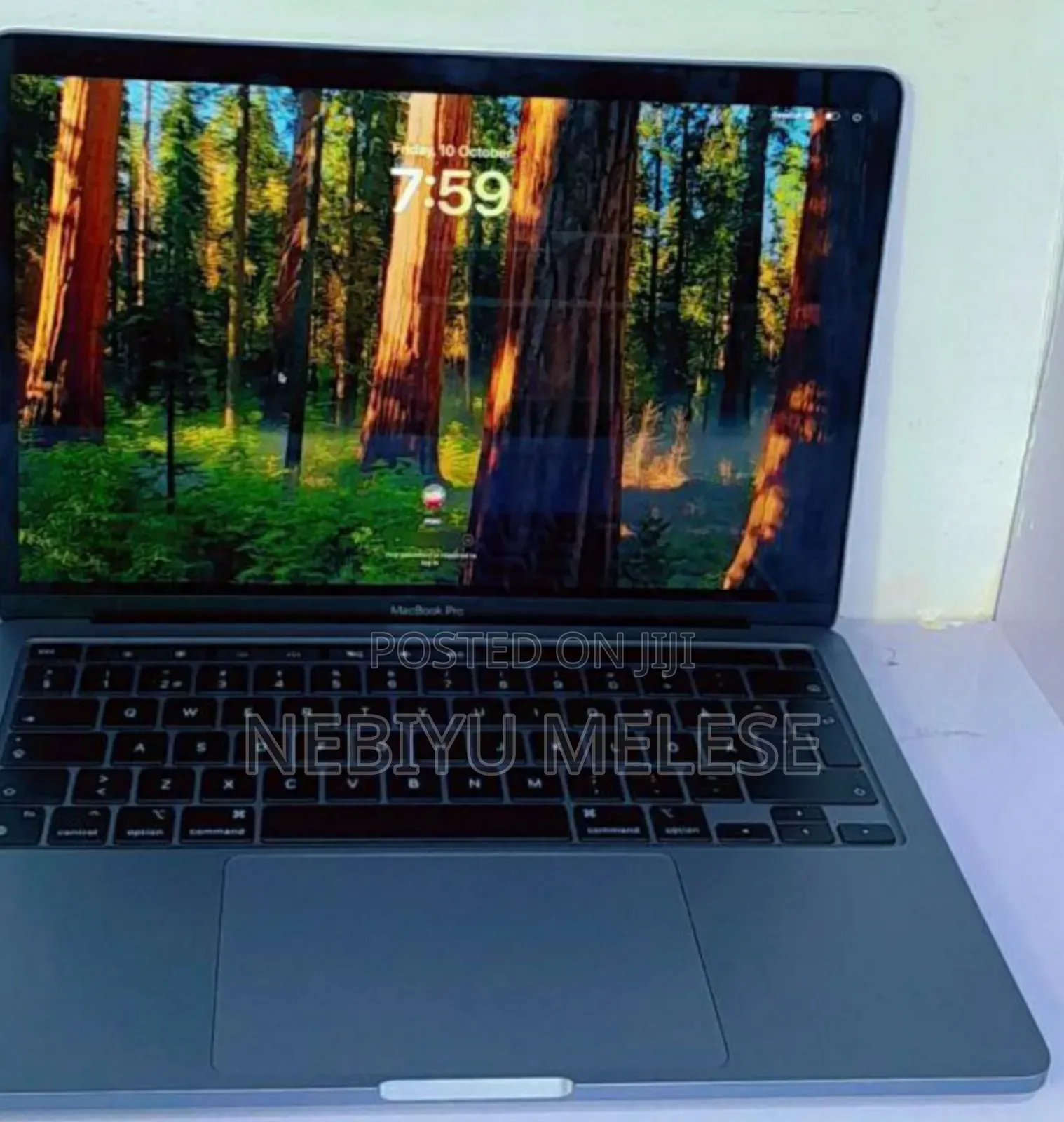New Laptop Apple MacBook Pro M1 8GB Apple M1 SSD 256GB