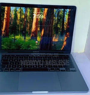 New Laptop Apple MacBook Pro M1 8GB Apple M1 SSD 256GB