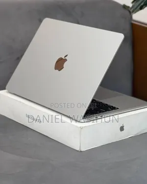 New Laptop Apple MacBook Air 16GB Apple M4 SSD 256GB