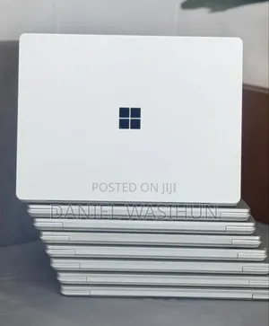 New Laptop Microsoft Surface 16GB Intel Core i5 SSD 256GB