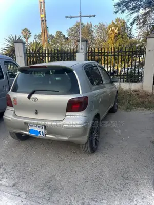 Toyota Vitz 2003 Pearl