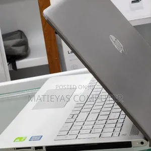 New Laptop HP Pavilion 15 8GB Intel Core i7 SSD 512GB