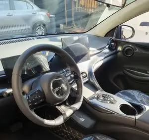 New BYD E2 43 kWh 94 hp FWD 2025 Silver