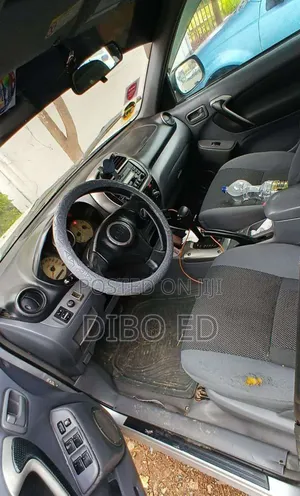 Toyota RAV4 Automatic 2002 Silver