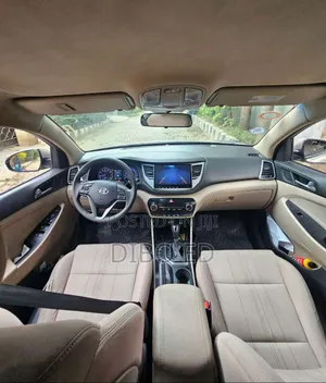 Hyundai Tucson 2018 Gold