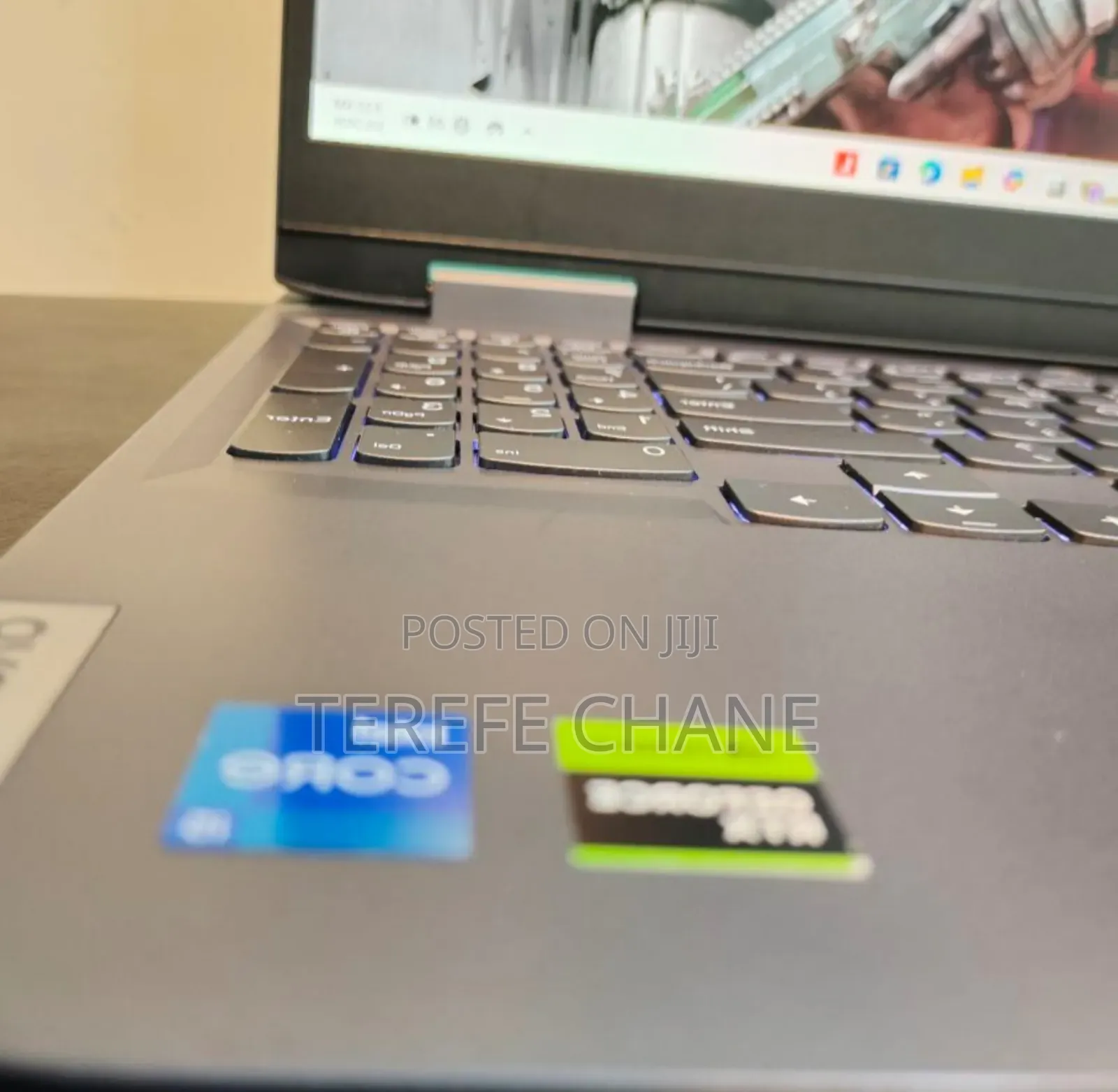 New Laptop Lenovo LOQ 15IRH8 8GB Intel Core i5 SSD 1T