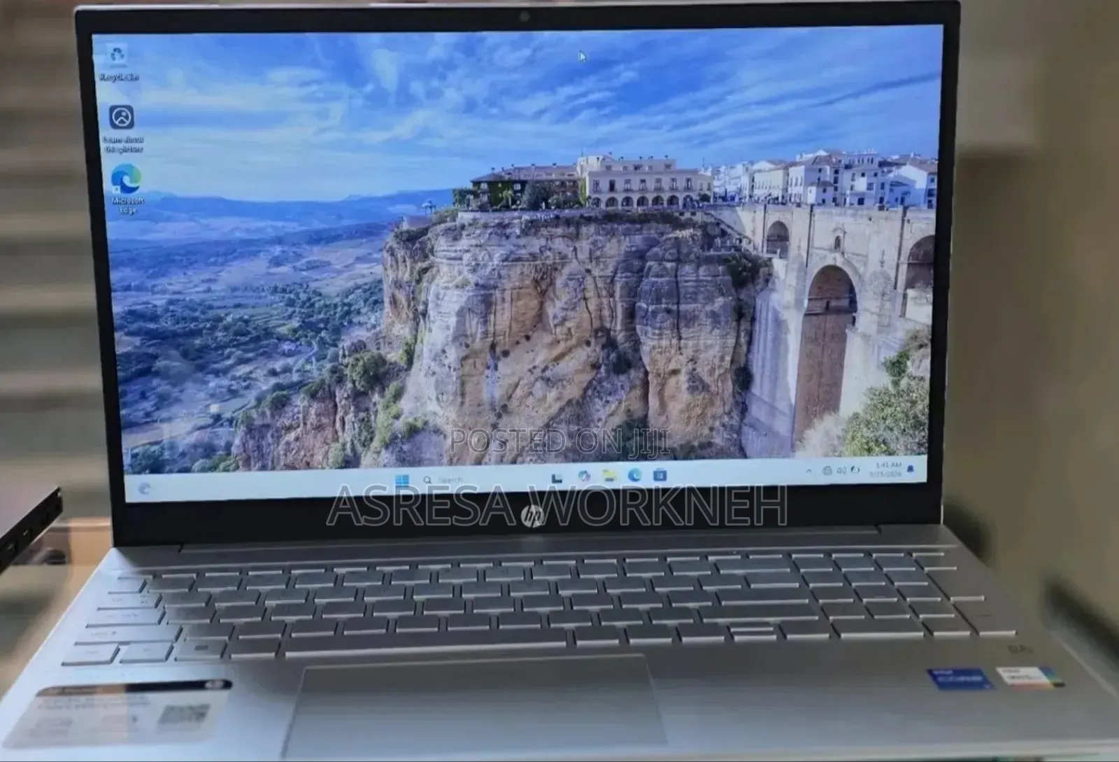 New Laptop HP Pavilion 15 8GB Intel Core i5 SSD 512GB