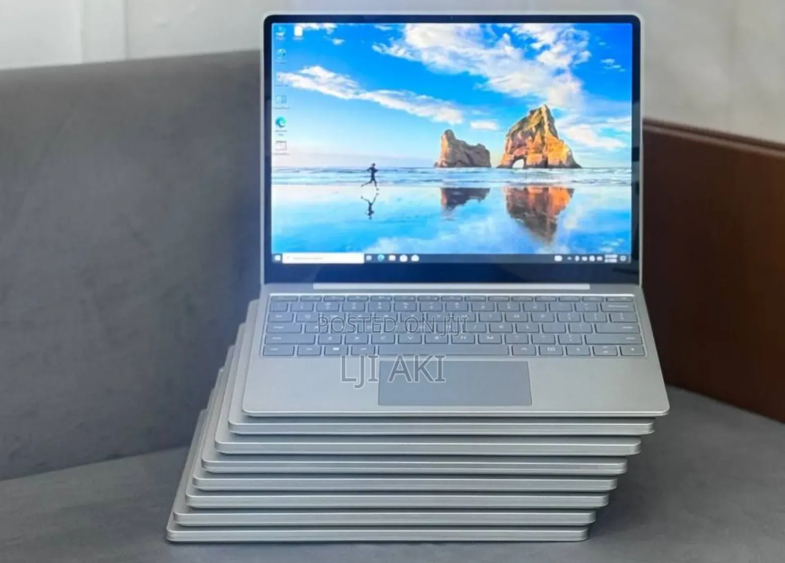 New Laptop Microsoft Surface 16GB Intel Core i5 SSD 256GB