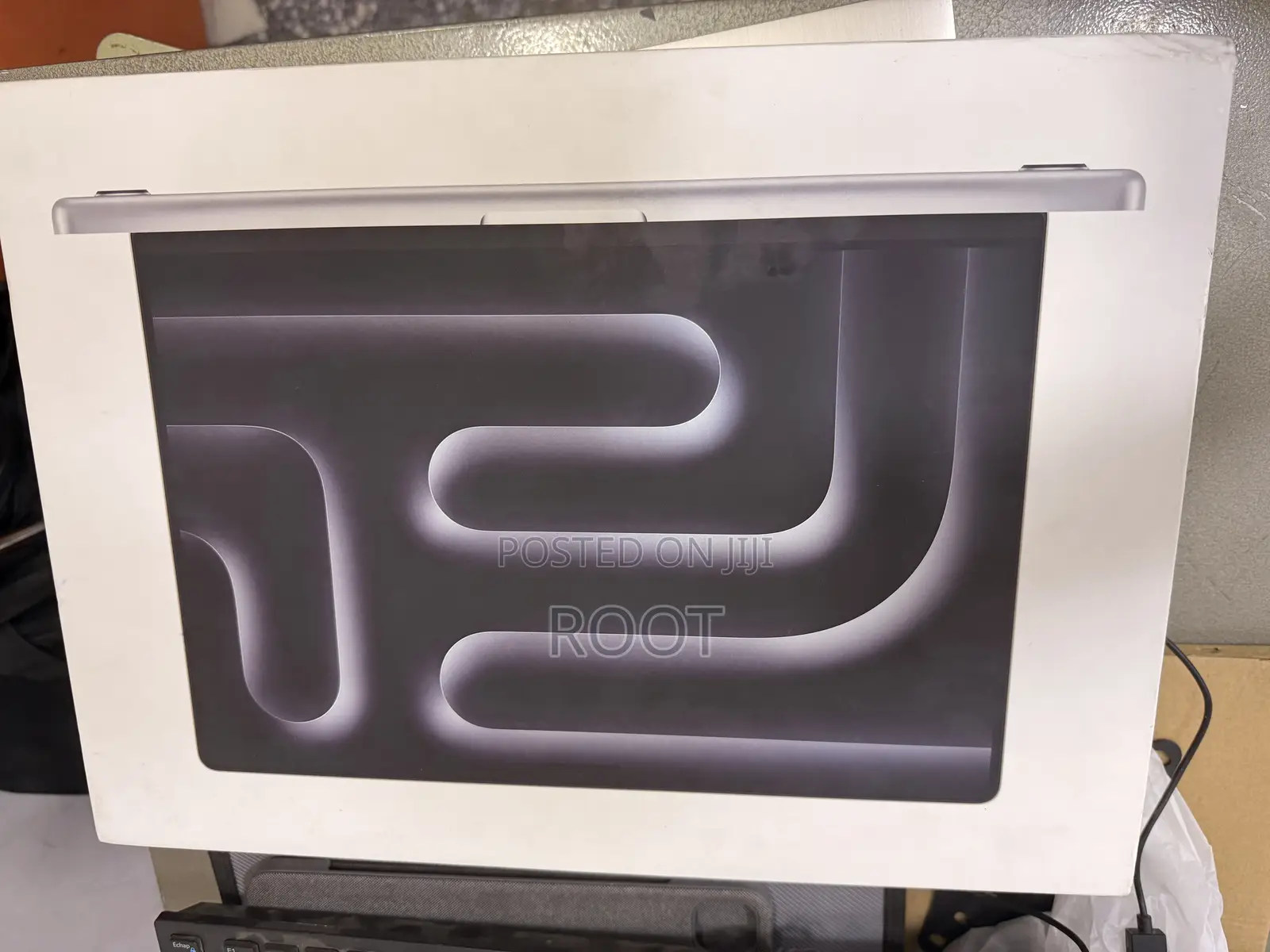 New Apple MacBook Pro 2023 M3 Pro 16-inch 36GB Apple M3 Pro SSD 500GB