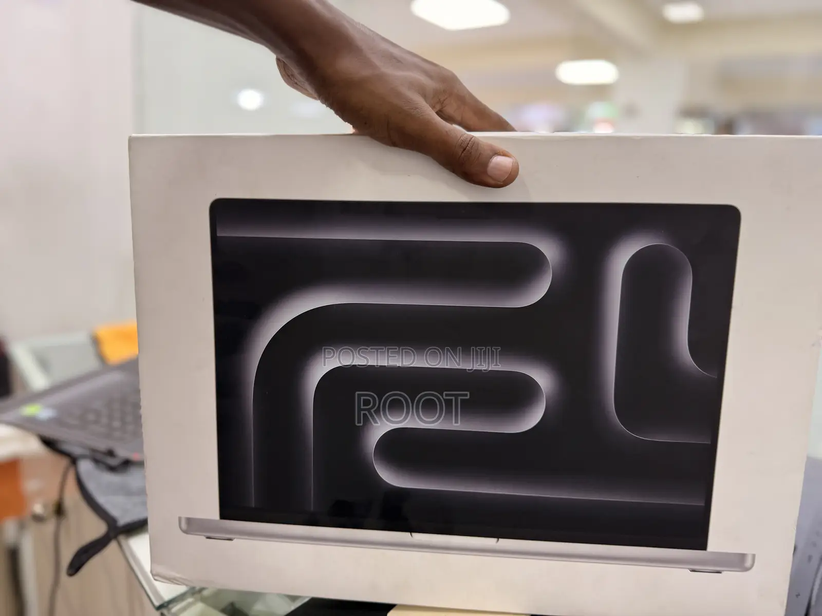 New Apple MacBook Pro 2023 M3 Pro 16-inch 36GB Apple M3 Pro SSD 500GB