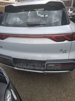 BYD Yuan Up 2025 Gray