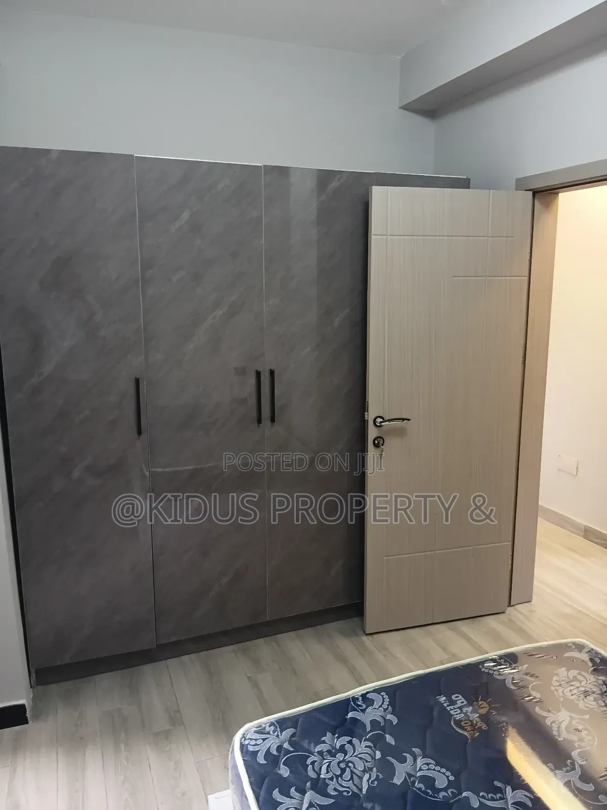 3bdrm Apartment in Lafto Mall (Adot), Lideta for rent