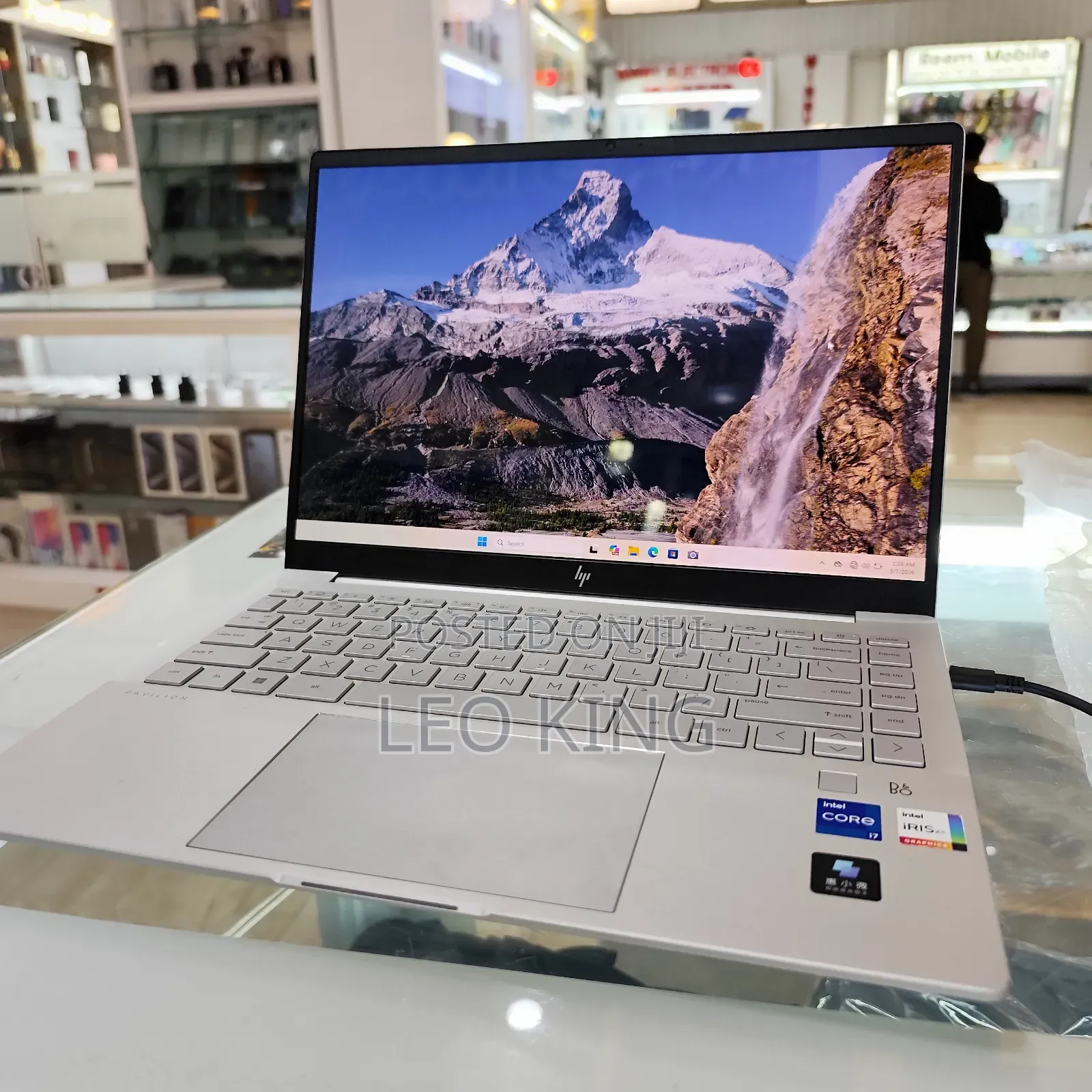 New Laptop HP Pavilion 14-ce3064st 16GB Intel Core i7 SSD 1T